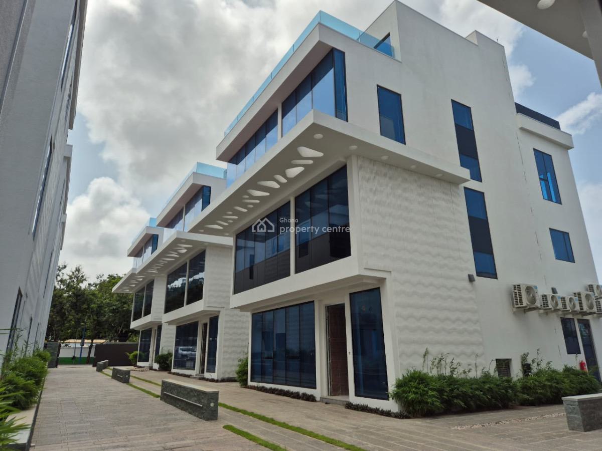 Serviced 4 Bedroom Townhouse in a Gated Community, Cantonments, Accra, Townhouse for Rent