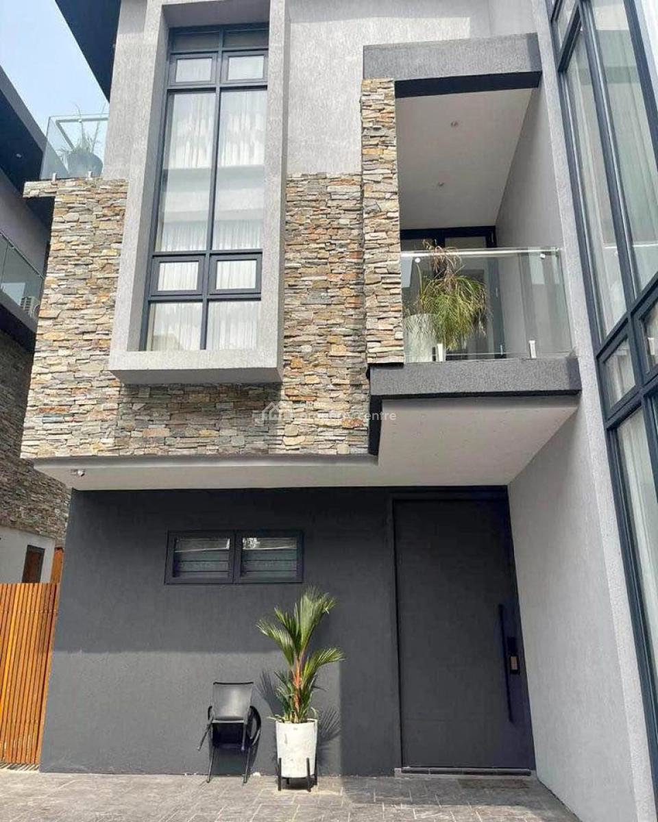 Detached 4 Bedroom Duplex with Private Pool in a Gated Community, Cantonments, Accra, Detached Duplex for Sale