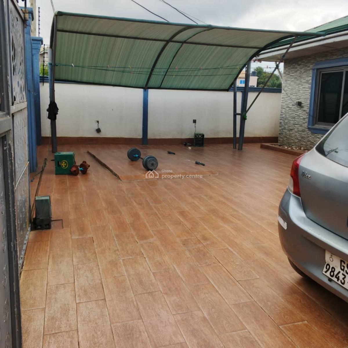 3 Bedrooms at Acp Estate, Acp  Franko Estate, Ga East Municipal, Accra, Detached Bungalow for Sale