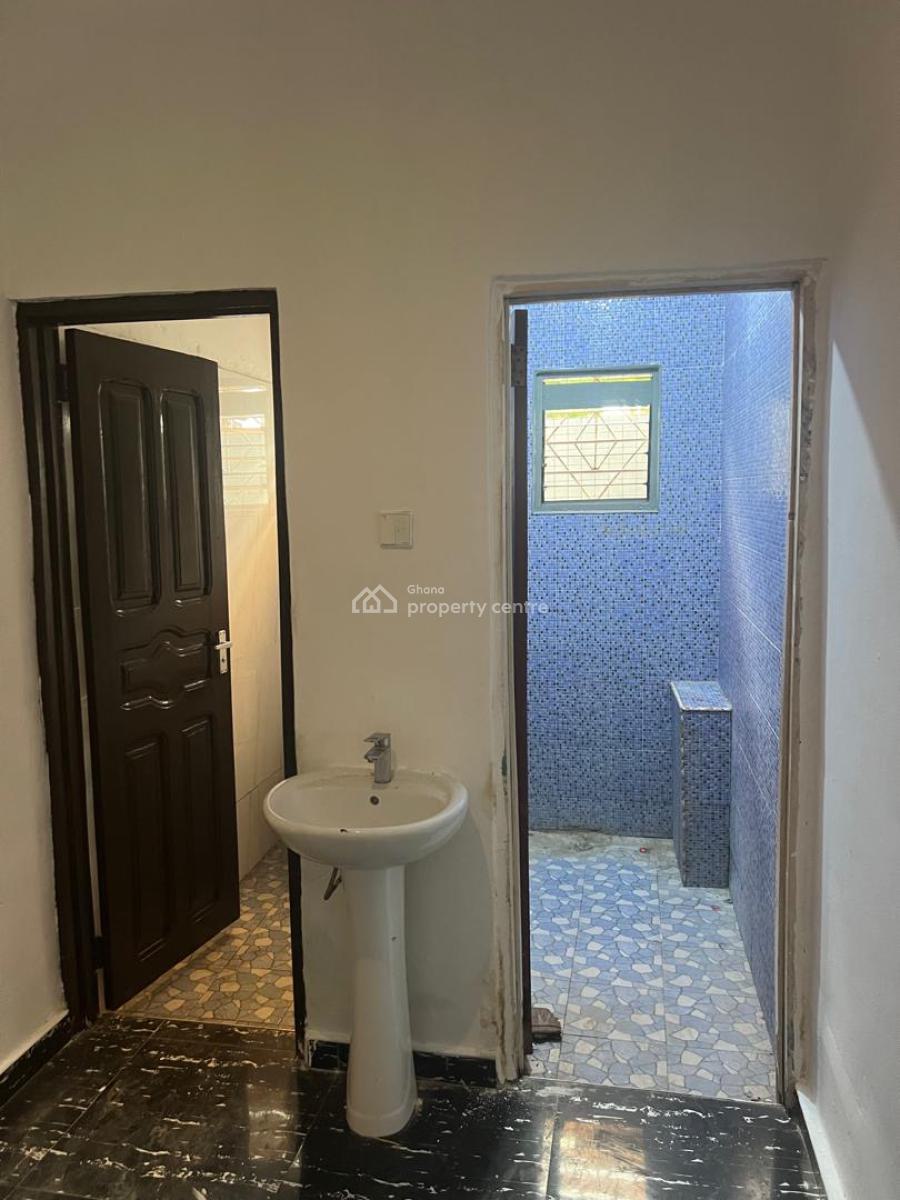3 Bedrooms at Ablekuma  Odumase, Odumase, Ablekuma South, Accra Metropolitan, Accra, Detached Bungalow for Sale