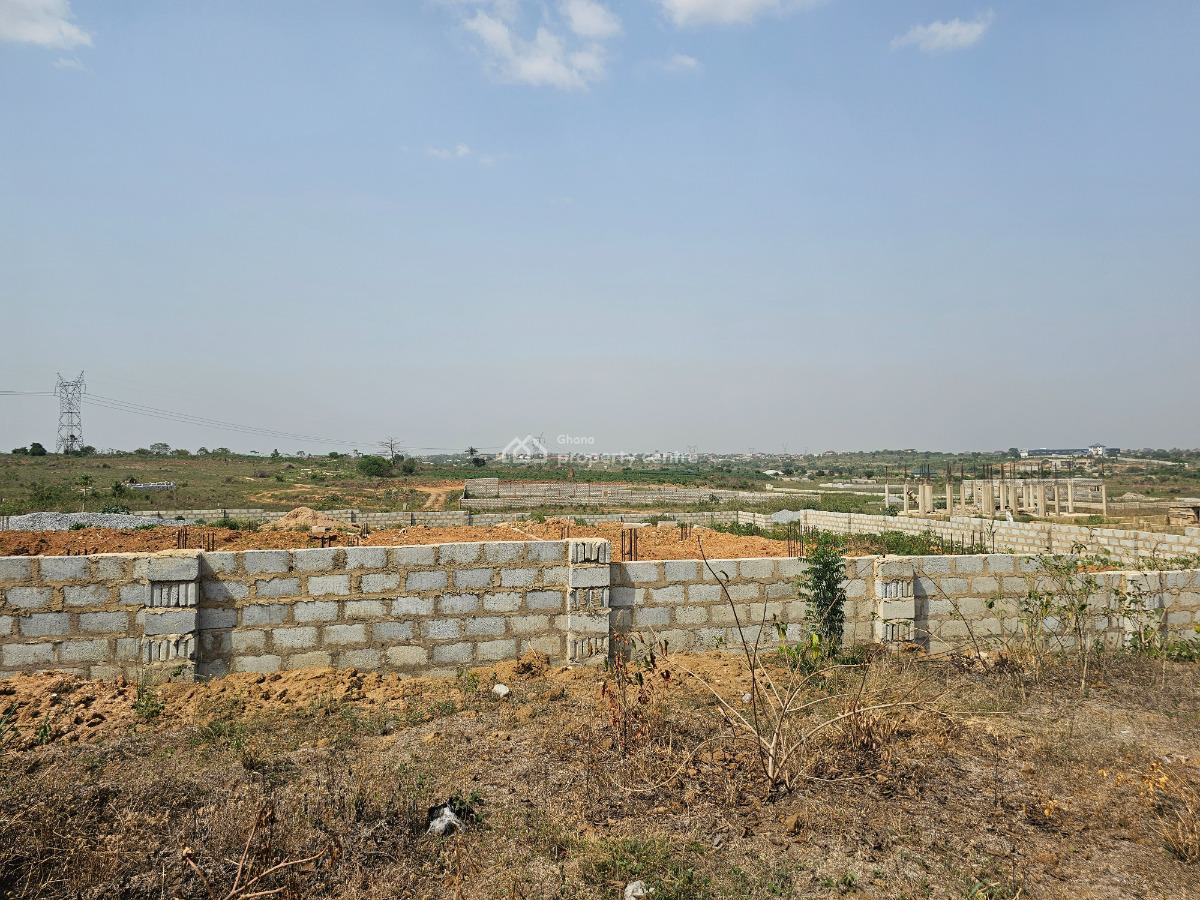 Captivating Half Plot Reduction at Tema Community 25, Community 25 Mall, Dawhenya, Tema, Accra, Mixed-use Land for Sale
