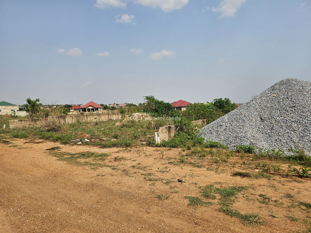 New Slot Gated Residence Half Plots at Tema Comm. 25, Adom Estate Road, Tema, Accra, Residential Land for Sale