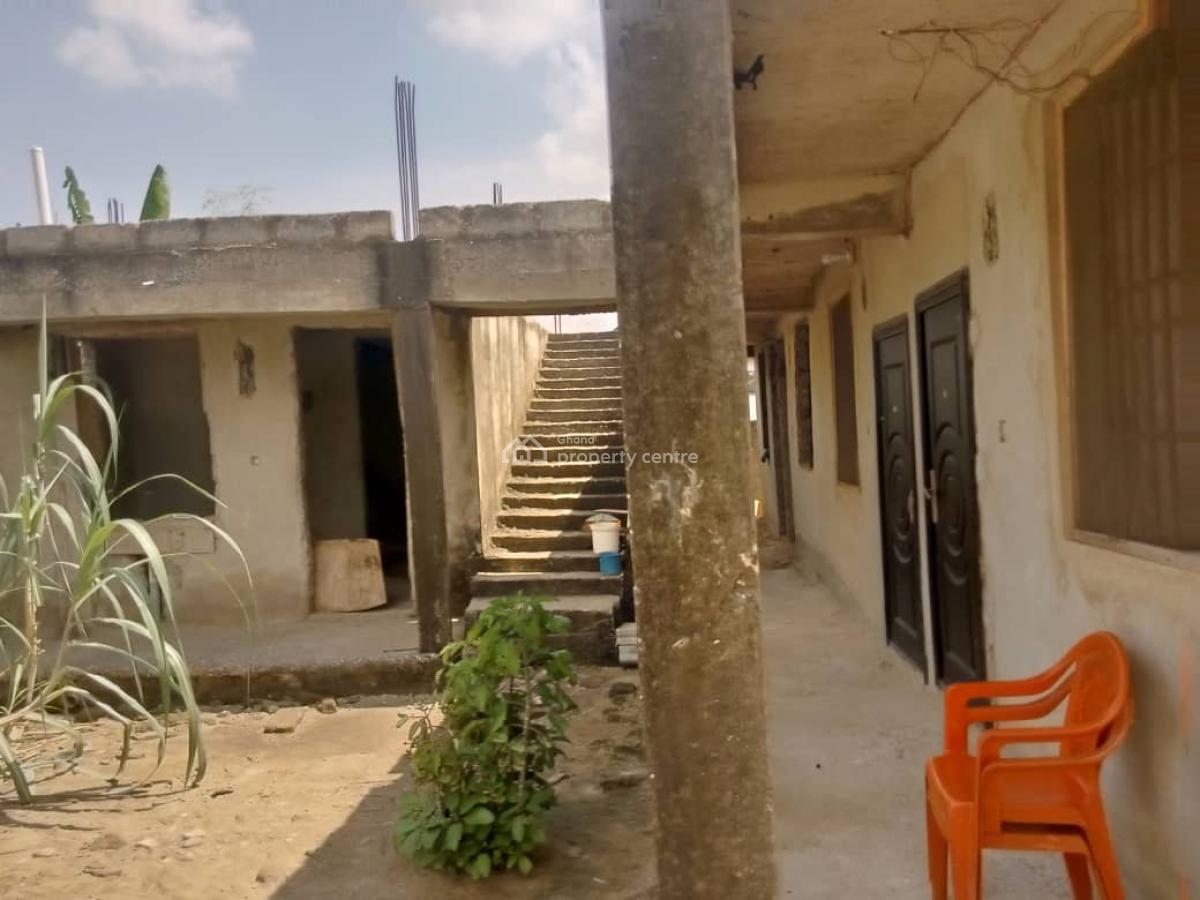 4 Units of Chamber and Hall at Ablekuma, Canada, Ablekuma South, Accra Metropolitan, Accra, Apartment for Sale