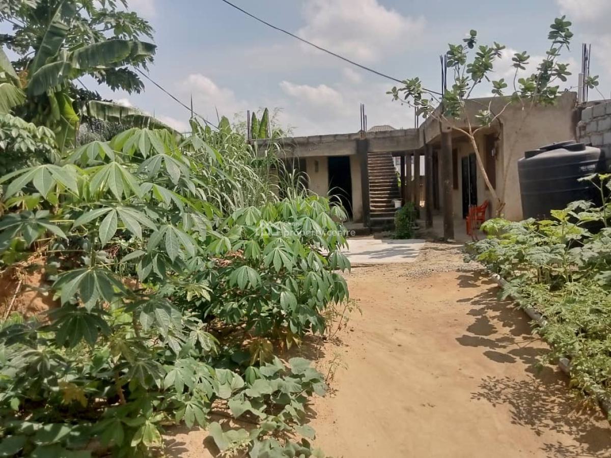 4 Units of Chamber and Hall at Ablekuma, Canada, Ablekuma South, Accra Metropolitan, Accra, Apartment for Sale