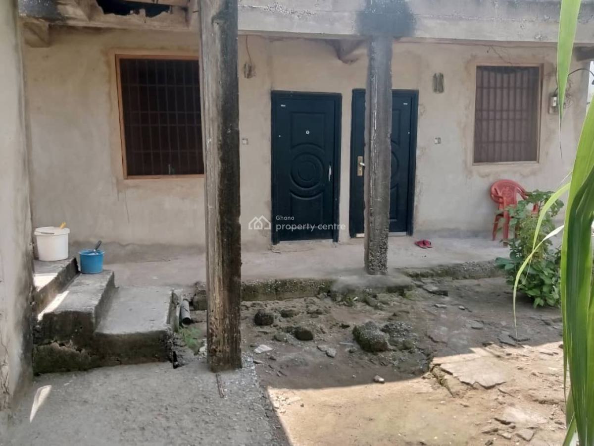 4 Units of Chamber and Hall at Ablekuma, Canada, Ablekuma South, Accra Metropolitan, Accra, Apartment for Sale