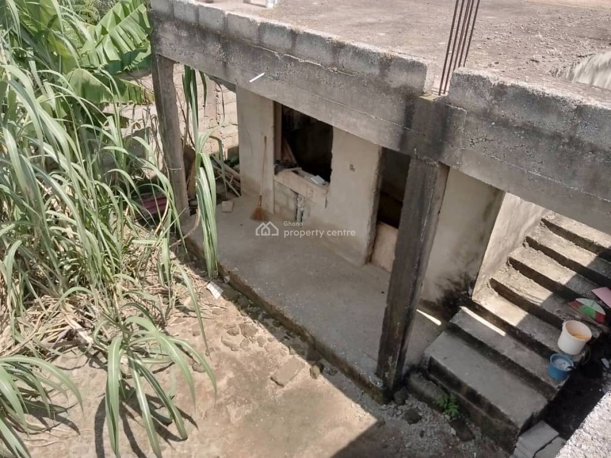 4 Units of Chamber and Hall at Ablekuma, Canada, Ablekuma South, Accra Metropolitan, Accra, Apartment for Sale