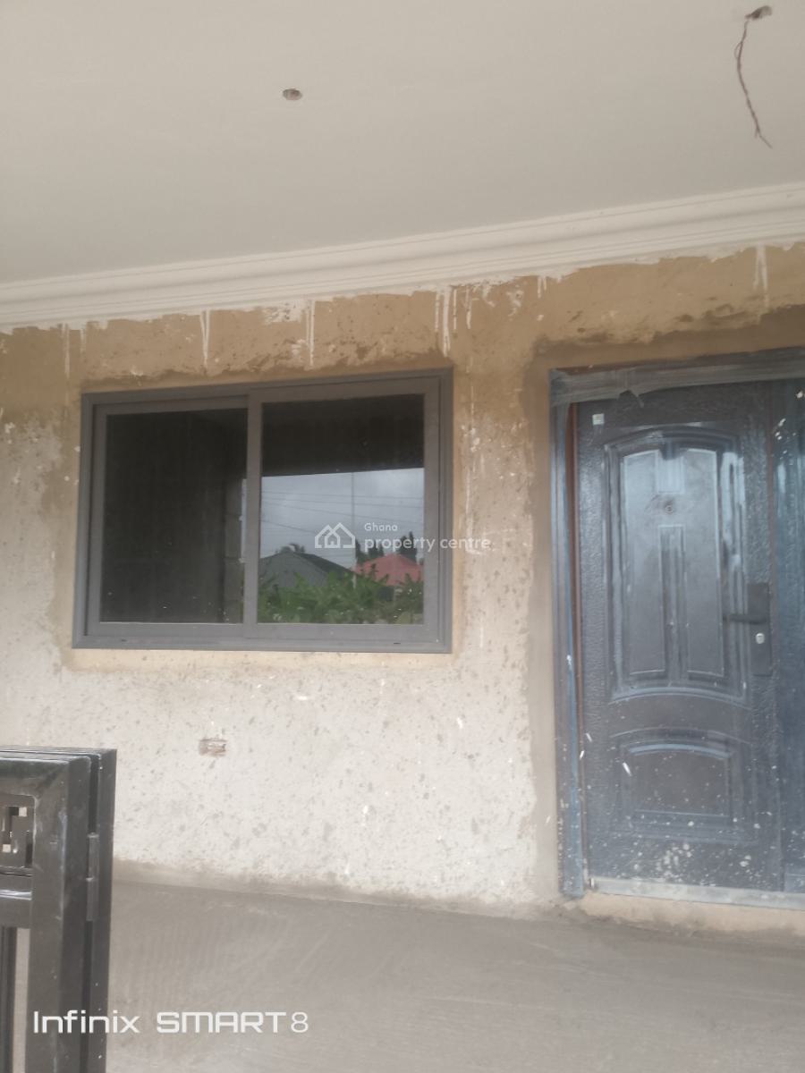 Two Bedroom Self Contain Apartment, Teshie Bushroad Police Statoin, Teshie-nungua Estates, Accra, Mini Flat for Rent