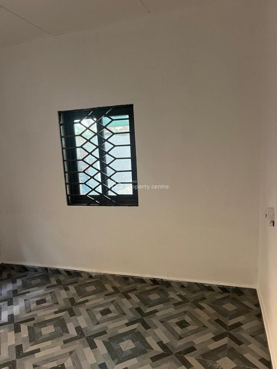 3 Bedrooms at Pokuase Amanfrom, Amanfrom Sda, Pokuase (pokoasi), Ga West Municipal, Accra, Detached Bungalow for Sale