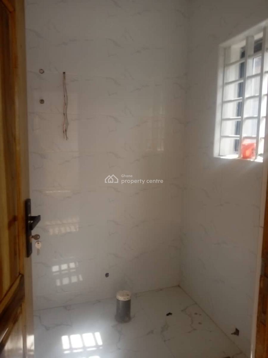 3 Bedrooms at Ablekuma Odumase, Odumase Junction, Ablekuma South, Accra Metropolitan, Accra, Detached Bungalow for Sale