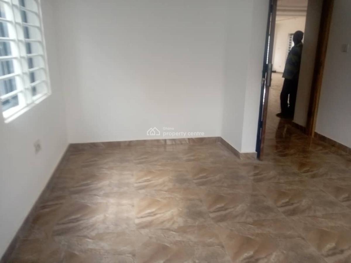 3 Bedrooms at Ablekuma Odumase, Odumase Junction, Ablekuma South, Accra Metropolitan, Accra, Detached Bungalow for Sale