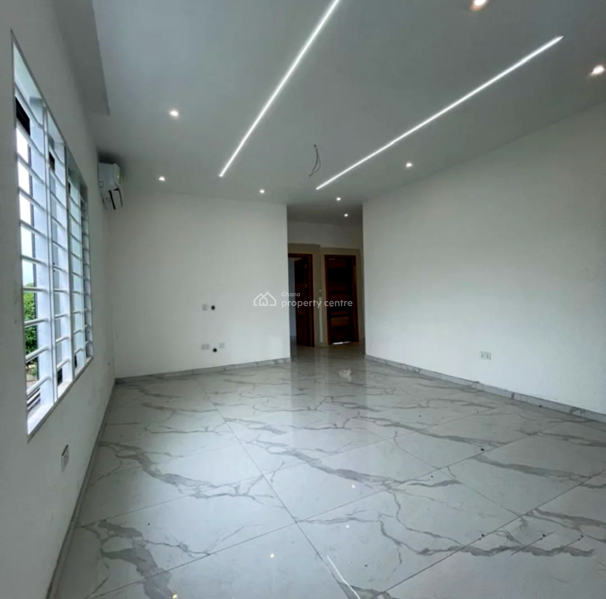 Detached 4 Bedroom Duplex with Staff Quarters, Sakumono, Tema, Accra, Detached Duplex for Sale
