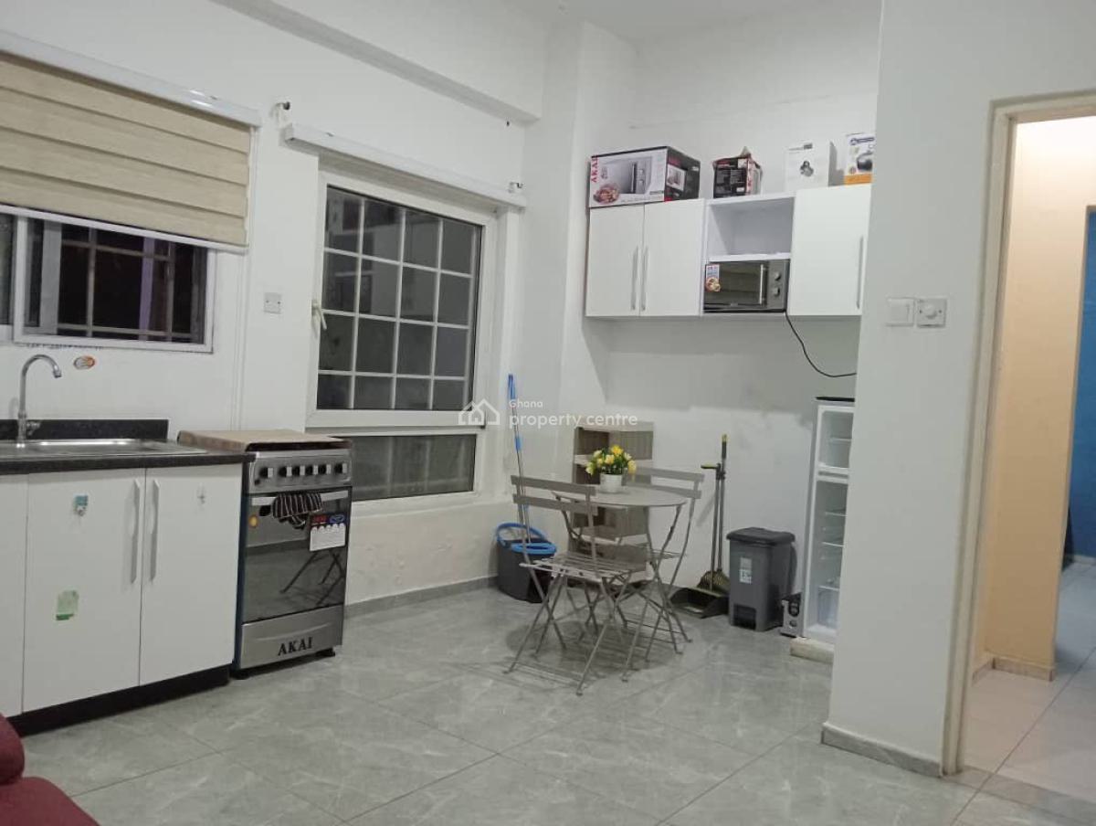 Chamber and Hall at Osu, Osu Oxford, Osu, Accra, Mini Flat for Rent