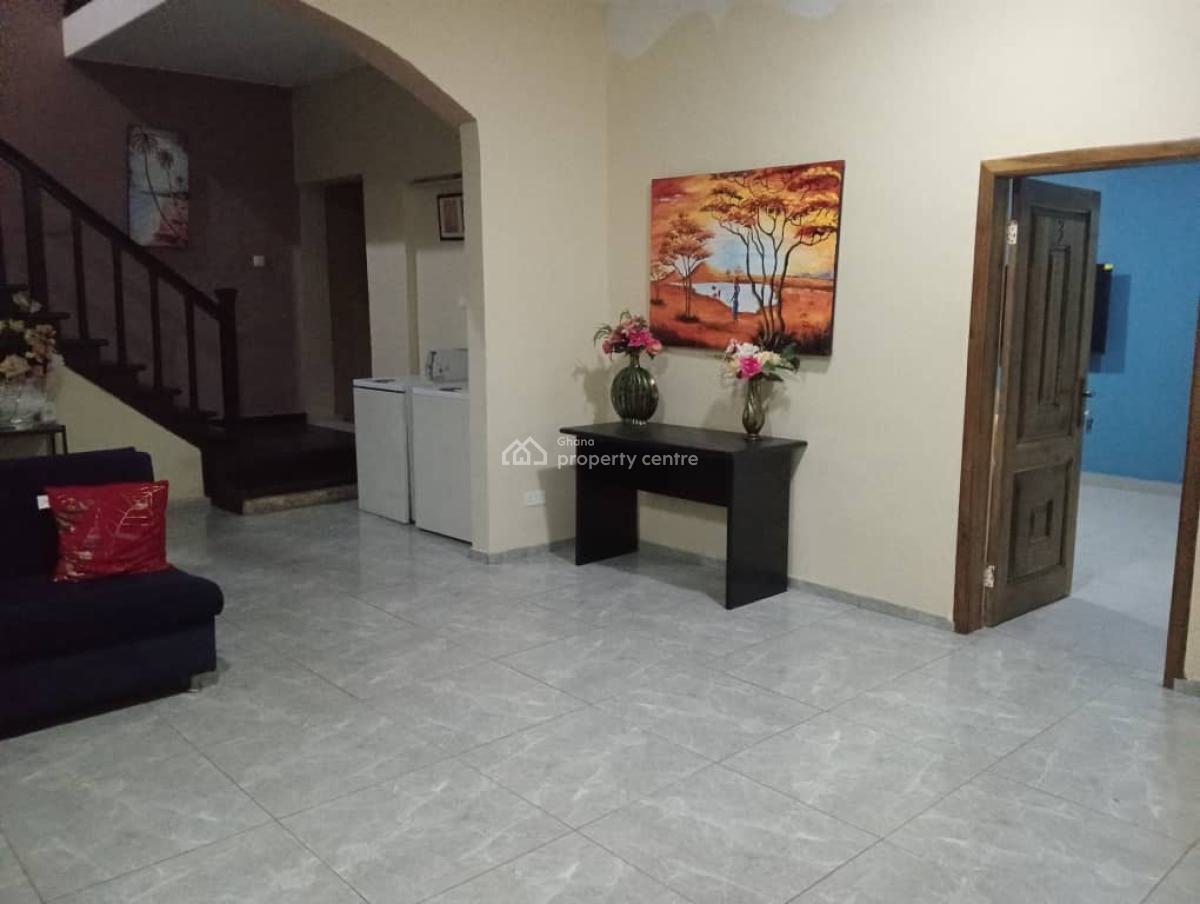 Chamber and Hall at Osu, Osu Oxford, Osu, Accra, Mini Flat for Rent