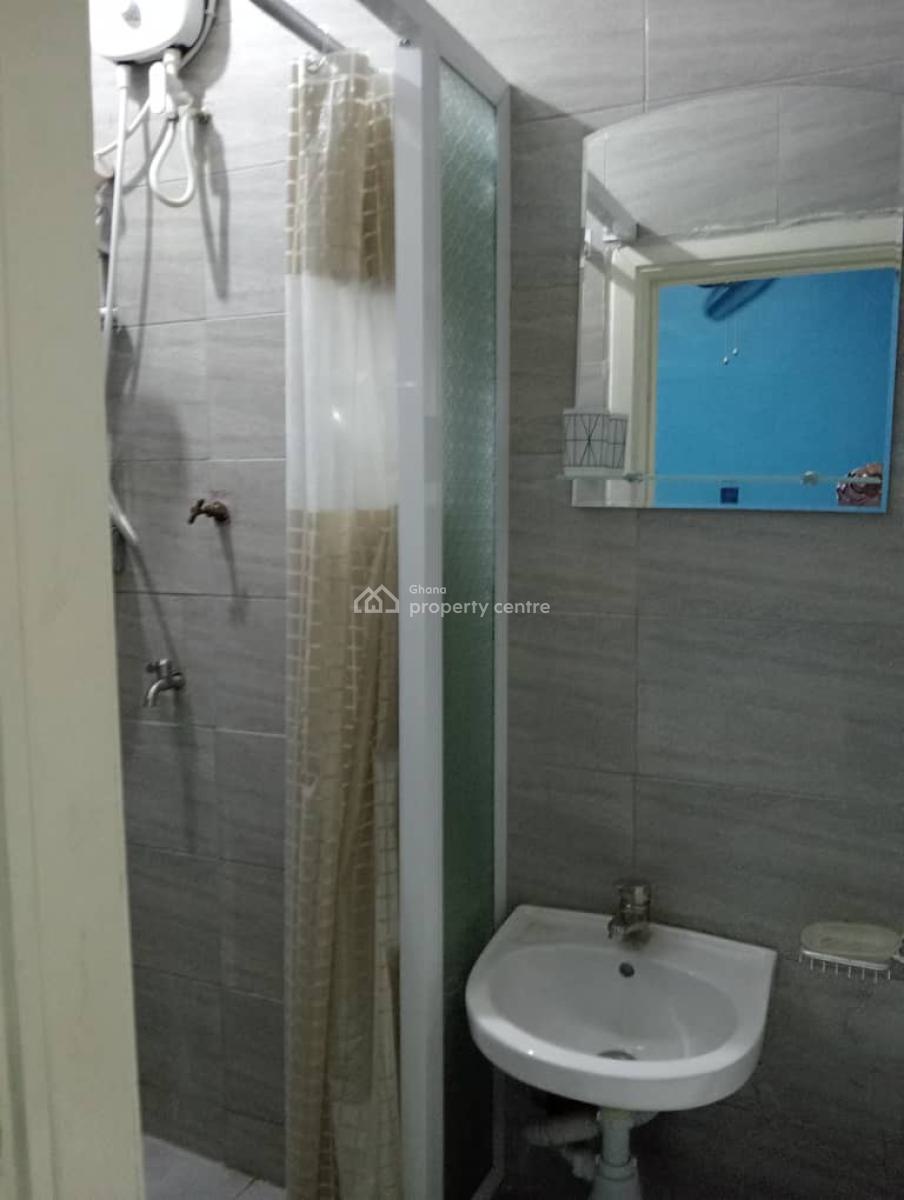 Chamber and Hall at Osu, Osu Oxford, Osu, Accra, Mini Flat for Rent