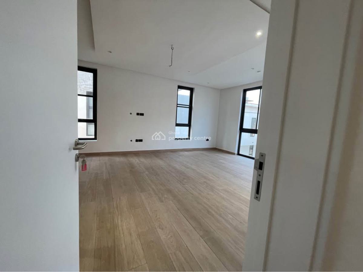 3 Bedrooms Townhouse in a Gated Community with Swimming Pool, Tseaddo, East Airport, Airport Residential Area, Accra, Townhouse for Rent