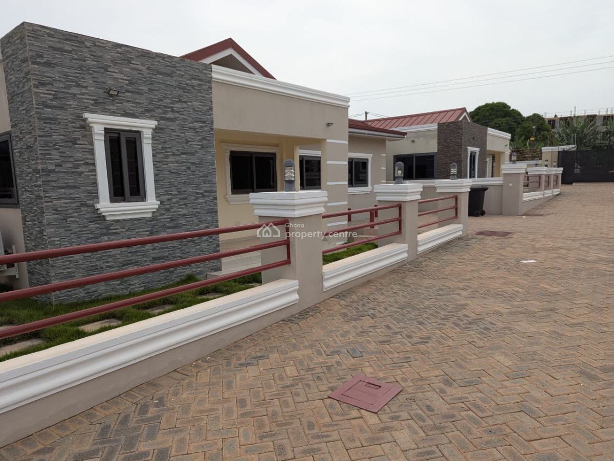 6 Units of  3 Bedrooms Townhouse at Tantra, Tantra Hills, Ga South Municipal, Accra, Hotel / Guest House for Sale