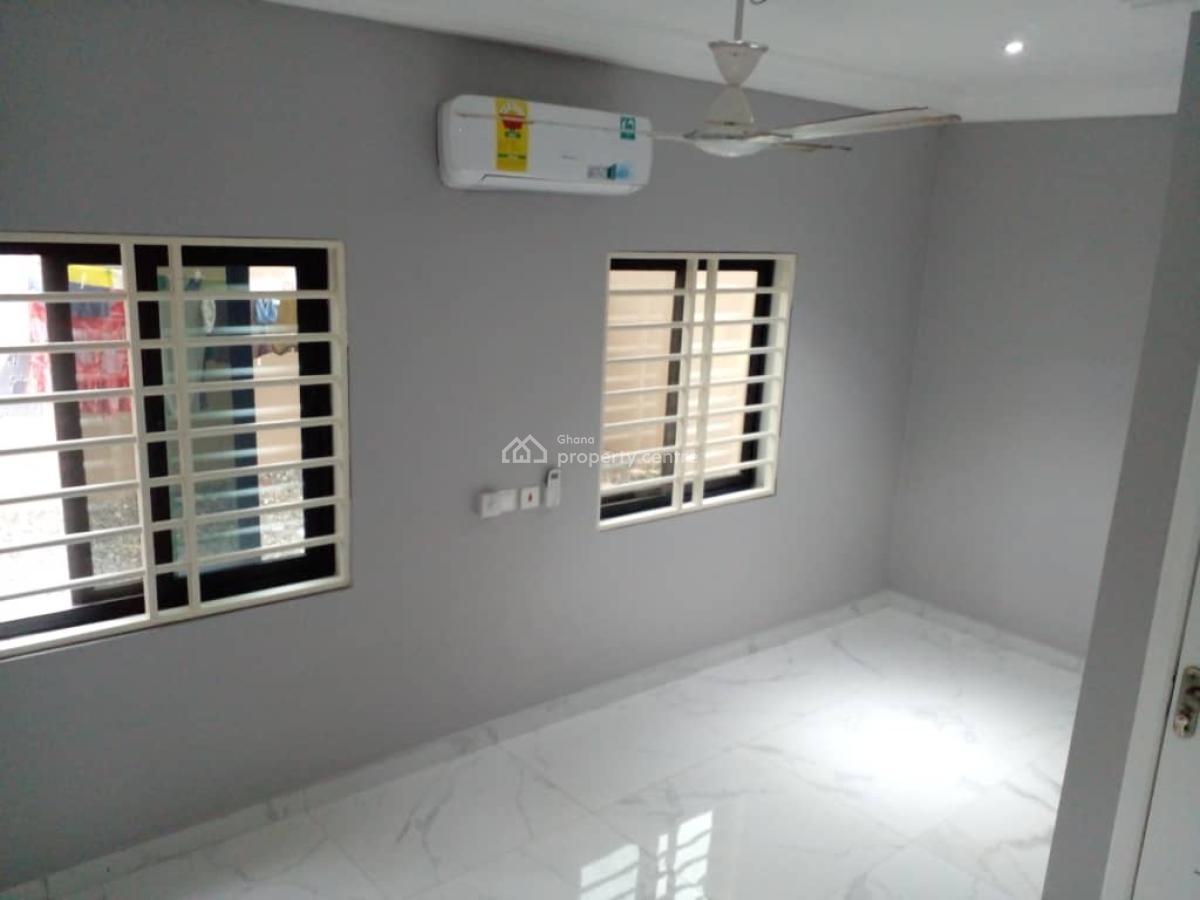3 Bedroom Semi Furnished Apartment, Mahama Road, East Airport, Airport Residential Area, Accra, Apartment for Rent