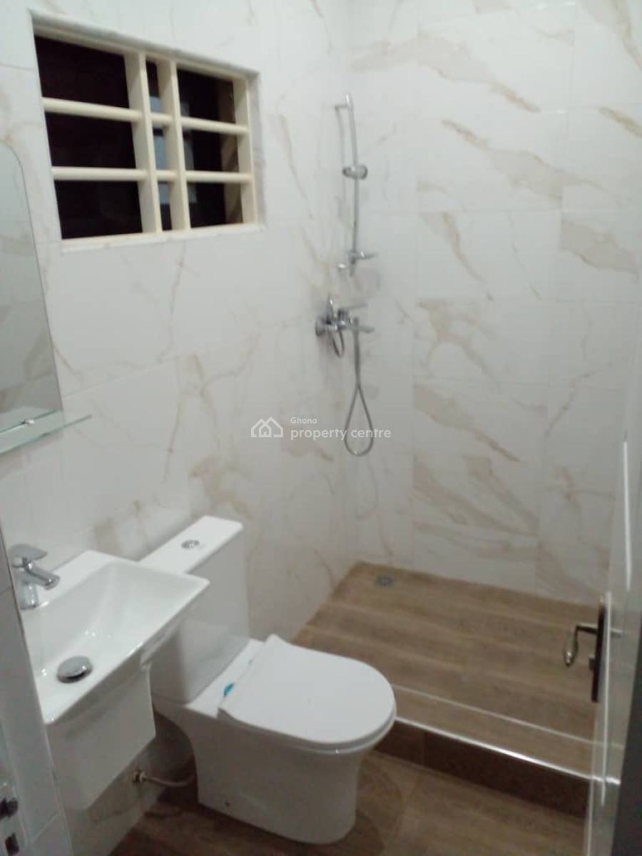 3 Bedroom Semi Furnished Apartment, Mahama Road, East Airport, Airport Residential Area, Accra, Apartment for Rent