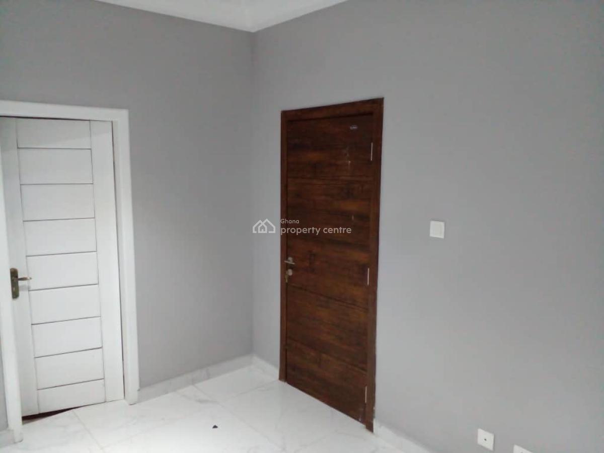 3 Bedroom Semi Furnished Apartment, Mahama Road, East Airport, Airport Residential Area, Accra, Apartment for Rent