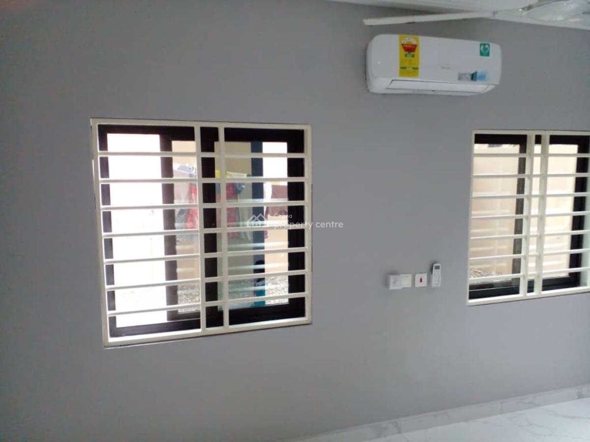 3 Bedroom Semi Furnished Apartment, Mahama Road, East Airport, Airport Residential Area, Accra, Apartment for Rent