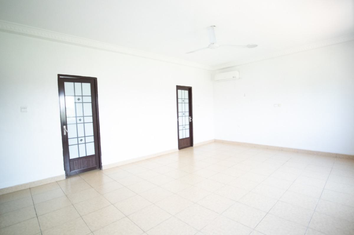 3 Bedroom Apartment, East Airport, Airport Residential Area, Accra, Apartment for Rent