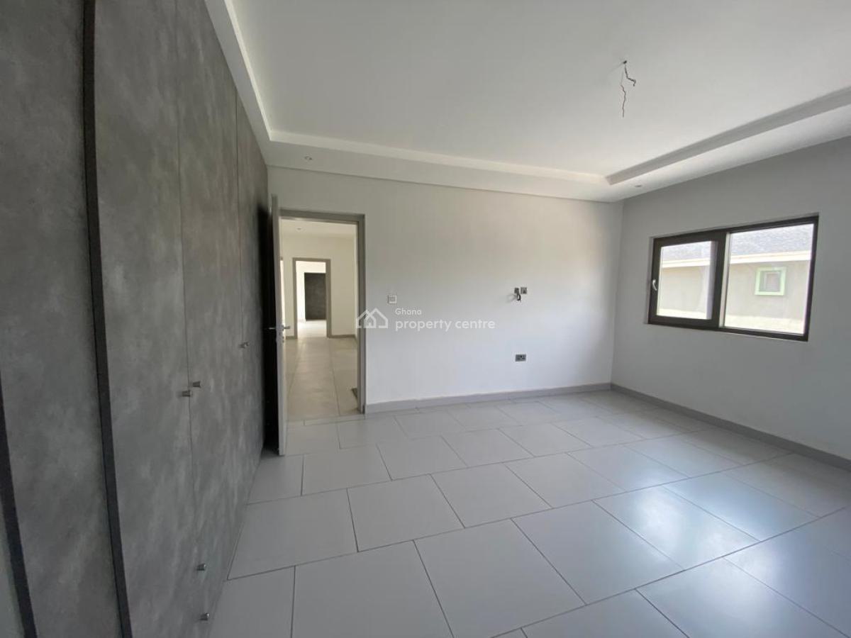 Detached 4 Bedroom Duplex in a Gated Community with Swimming Pool, East Airport, Airport Residential Area, Accra, Detached Duplex for Sale