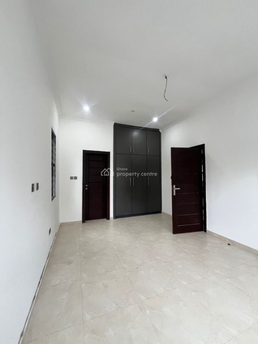 3 Bedrooms House, Oyarifa, La Nkwantanang Madina Municipal, Accra, Detached Bungalow for Sale