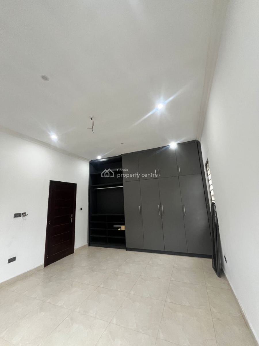 3 Bedrooms House, Oyarifa, La Nkwantanang Madina Municipal, Accra, Detached Bungalow for Sale