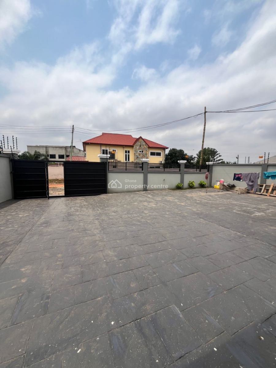 3 Bedrooms House, Oyarifa, La Nkwantanang Madina Municipal, Accra, Detached Bungalow for Sale
