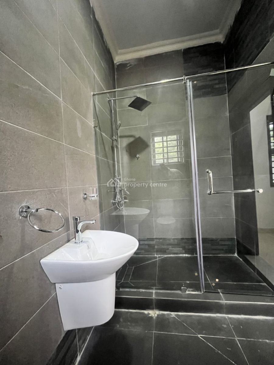 3 Bedrooms House, Oyarifa, La Nkwantanang Madina Municipal, Accra, Detached Bungalow for Sale