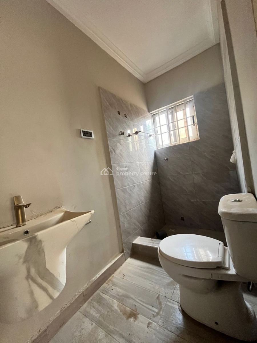 3 Bedrooms House, Oyarifa, La Nkwantanang Madina Municipal, Accra, Detached Bungalow for Sale