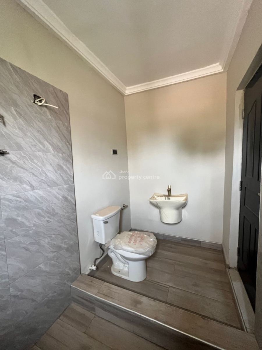 3 Bedrooms House, Oyarifa, La Nkwantanang Madina Municipal, Accra, Detached Bungalow for Sale
