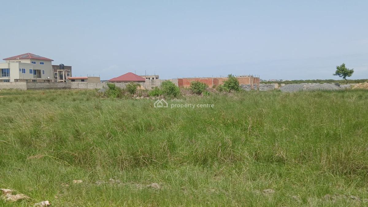 Half Plot <<<< First Class Residence at Tema Community 25, Adom Estate Road, Tema, Accra, Mixed-use Land for Sale