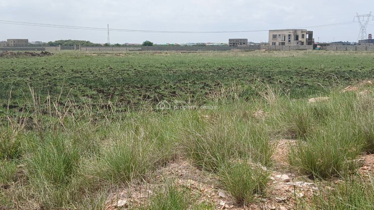 Half Plot <<<< First Class Residence at Tema Community 25, Adom Estate Road, Tema, Accra, Mixed-use Land for Sale