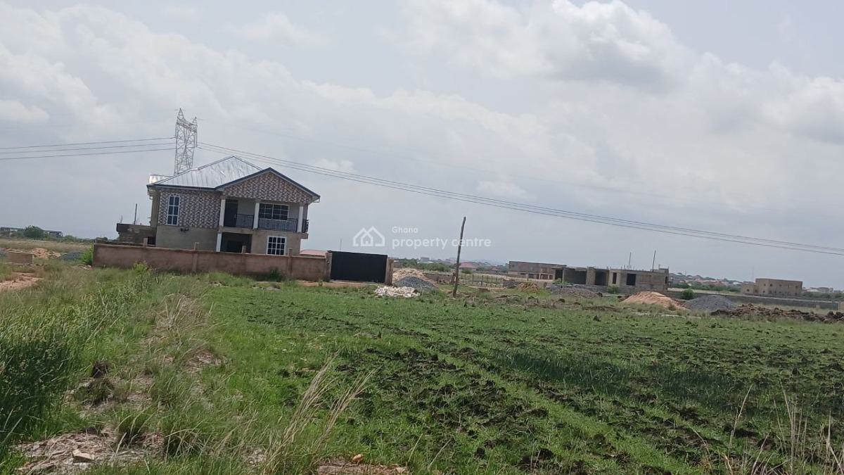 Half Plot <<<< First Class Residence at Tema Community 25, Adom Estate Road, Tema, Accra, Mixed-use Land for Sale