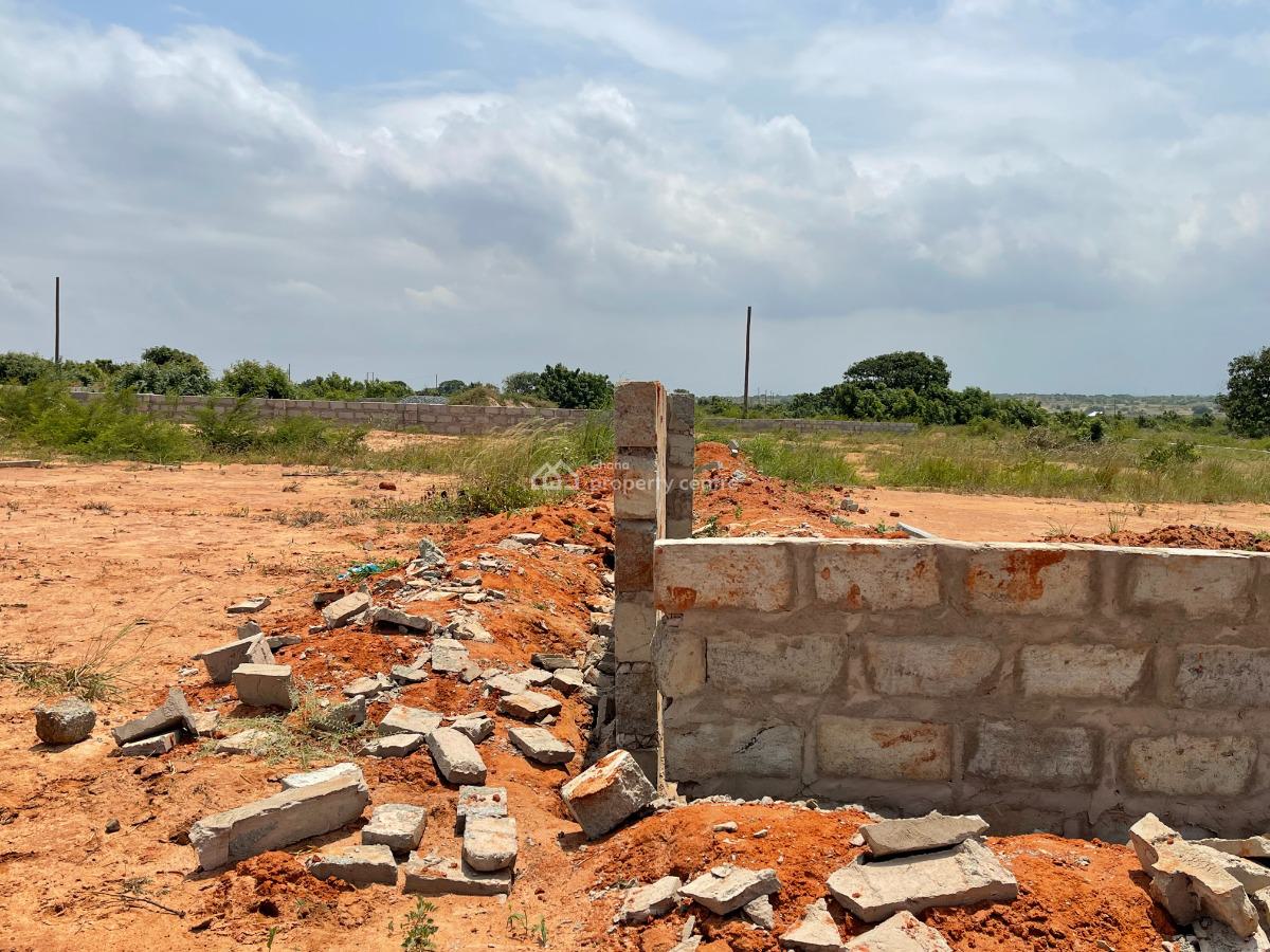 Legitimate Half Plot <<< Low Budget at Prampram, African Ancestral Walls, Ningo Prampram District, Accra, Mixed-use Land for Sale