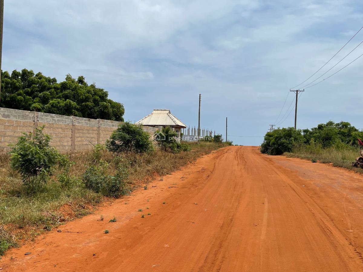 Legitimate Half Plot <<< Low Budget at Prampram, African Ancestral Walls, Ningo Prampram District, Accra, Mixed-use Land for Sale