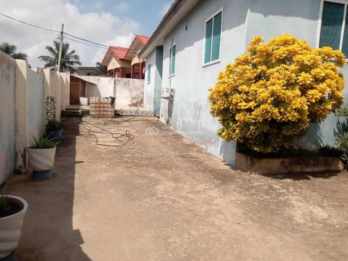 5 Bedrooms at Anyaa, Anyaa Bethesda, Awoshie, Ga Central Municipal, Accra, Detached Bungalow for Sale