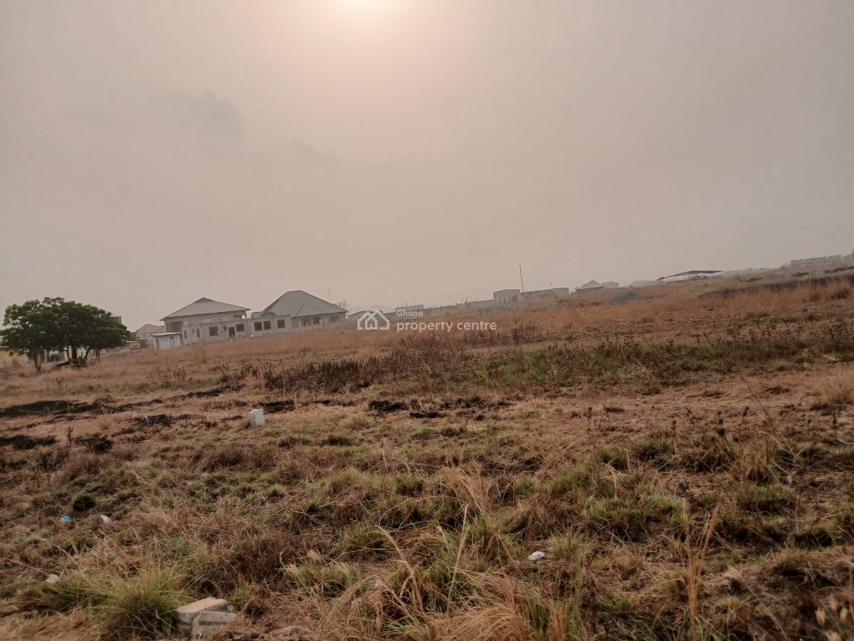 Stress Free Plots // Beautiful Residence at Tema Community 25, Community 25 Mall // Cedar Court, Tema, Accra, Residential Land for Sale