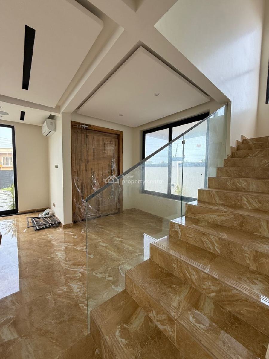 Executive  All En-suite 4 Bedroom, East Airport, Airport Residential Area, Accra, House for Sale