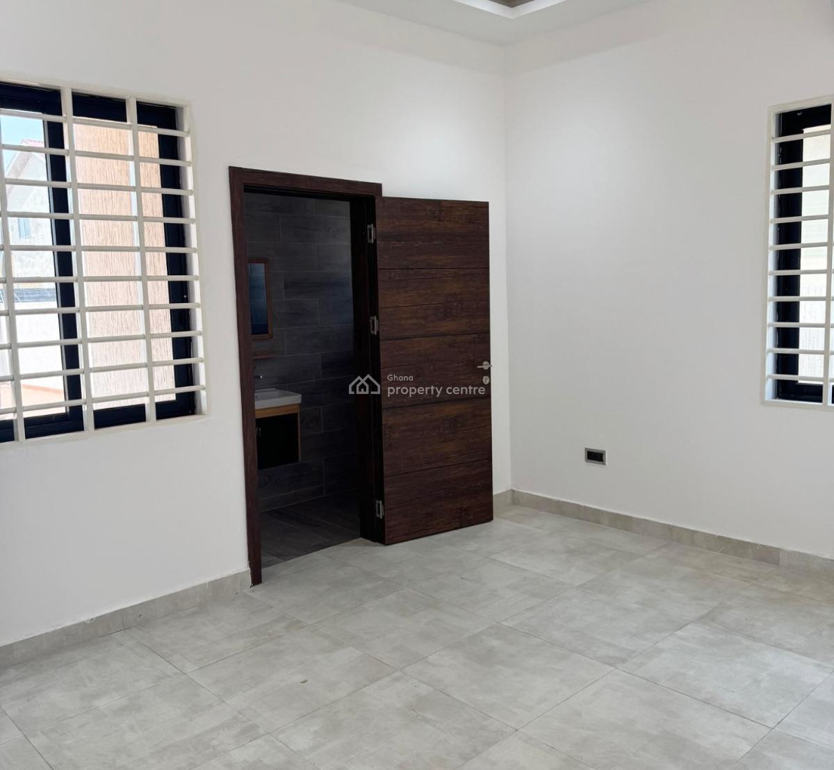 Executive 3 Bedroom, Ashaley Botwe, Adenta Municipal, Accra, House for Sale