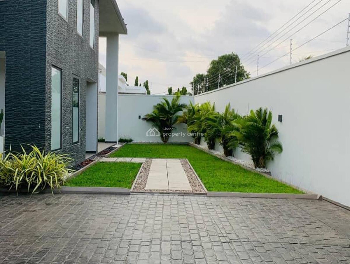 Executive 4 Bedroom, North Labone, Accra, Detached Duplex for Sale