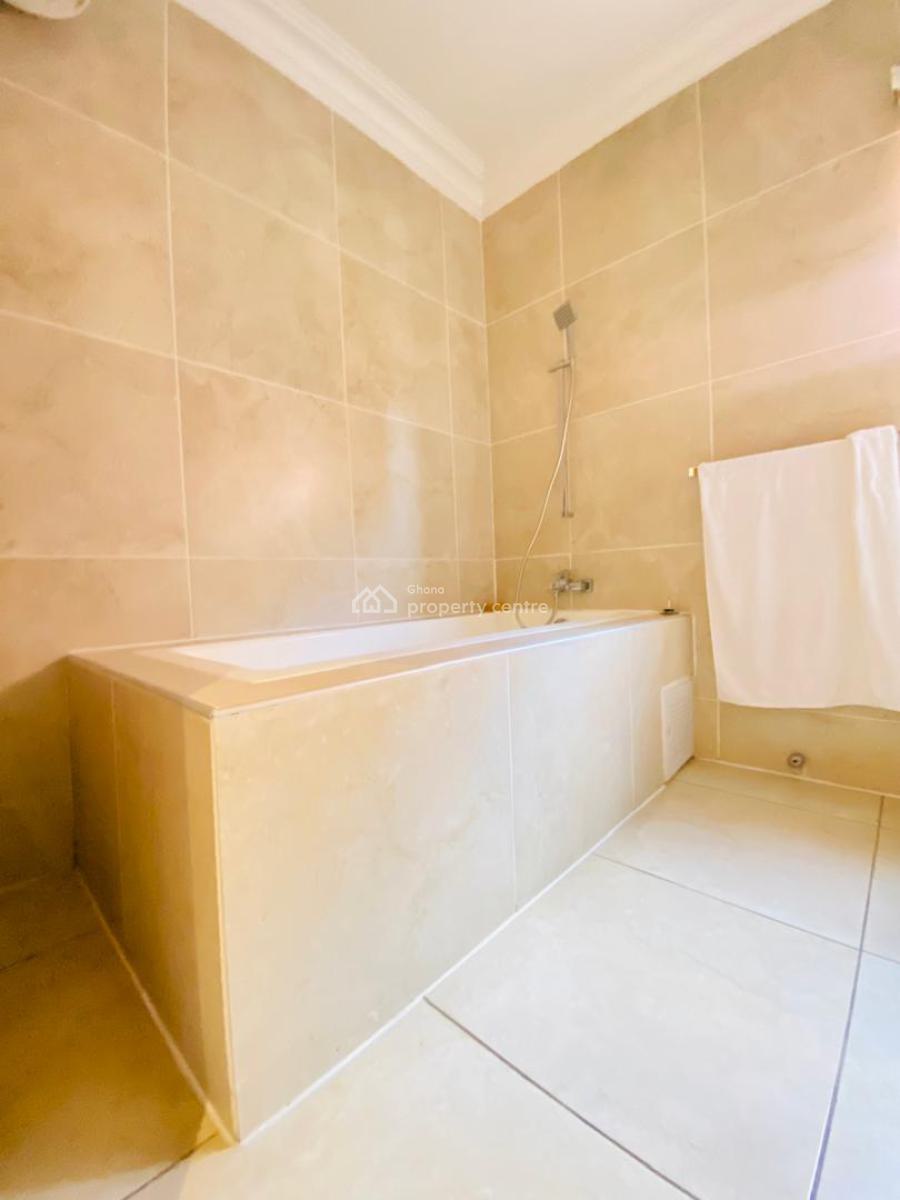 3 Bedroom All Ensuite Townhouse, Cantonments, Accra, Townhouse for Sale