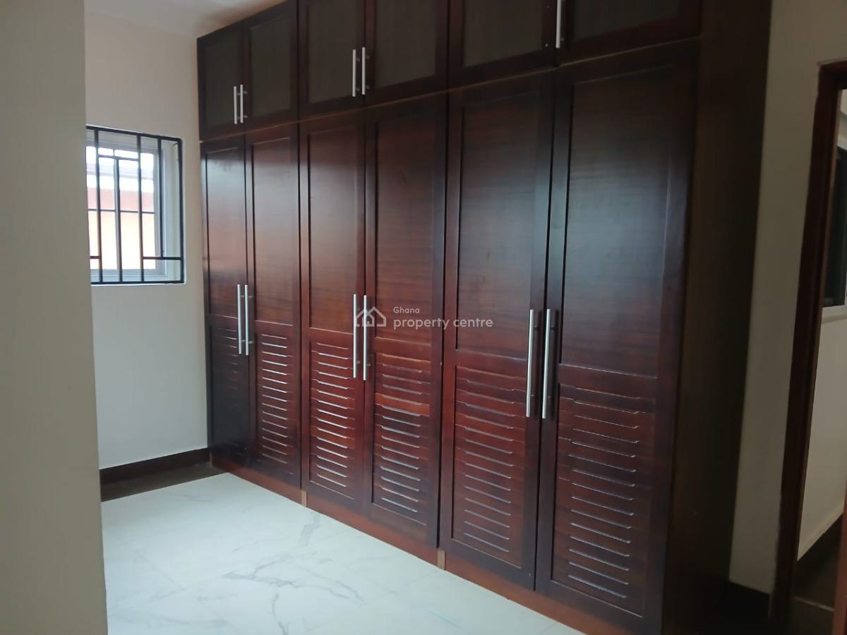 Executive 4-bedroom Duplex House @ Achimota Hill, Achimota, Accra, House for Sale