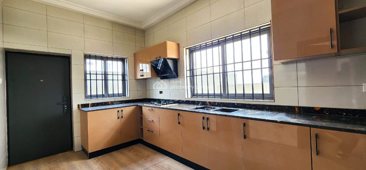 Executive Newly Built 4 Bedroom Semi Detached House @ Pantang, Pantang, Adenta Municipal, Accra, House for Sale