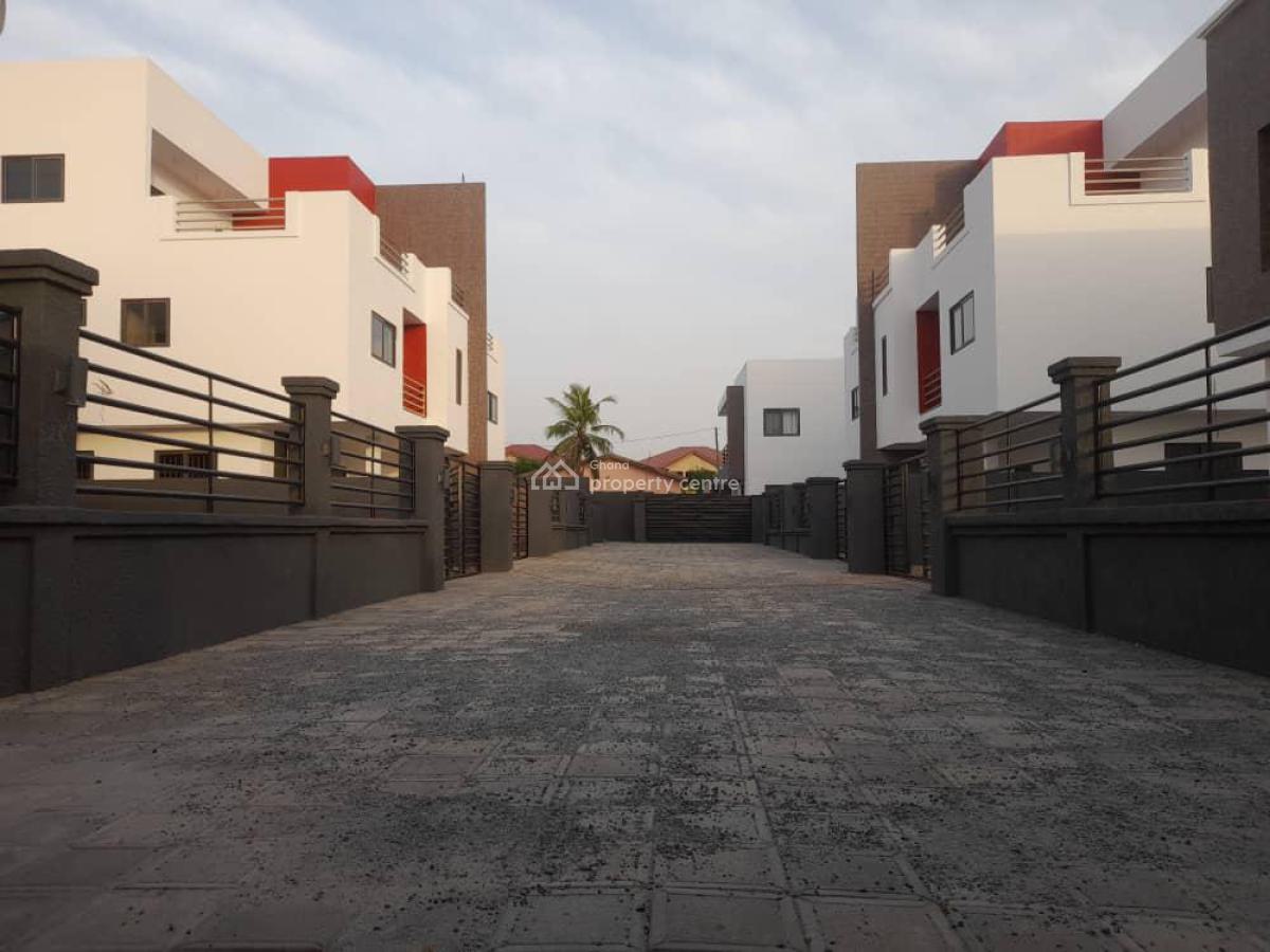 Executive Newly Built 4 Bedroom Semi Detached House @ Pantang, Pantang, Adenta Municipal, Accra, House for Sale