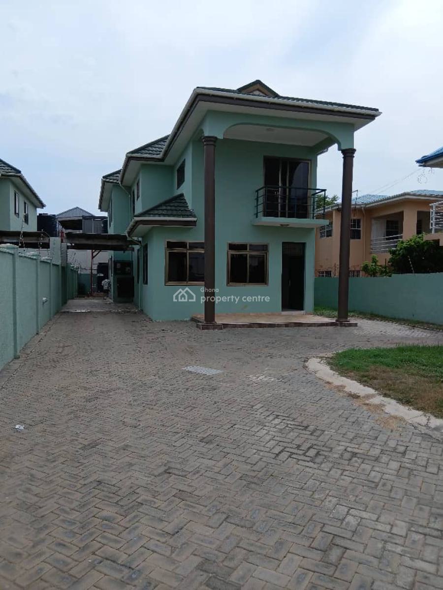 Executive 5 Bedrooms House in Osu, Oxfords Street, Osu, Accra, Office Space for Rent