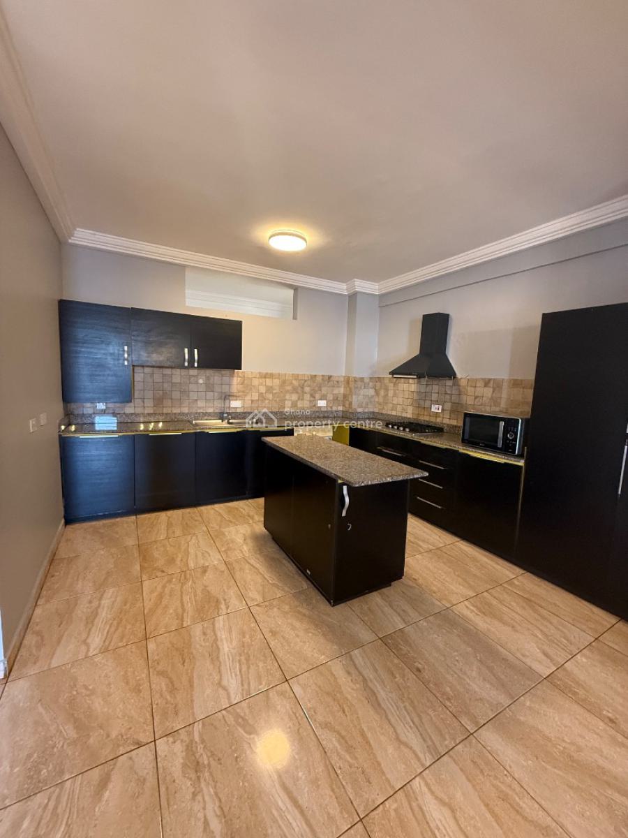 2 Bedrooms Furnished in Osu, Oxfords Street, Osu, Accra, Apartment for Rent