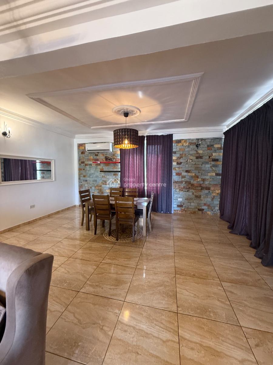2 Bedrooms Furnished in Osu, Oxfords Street, Osu, Accra, Apartment for Rent