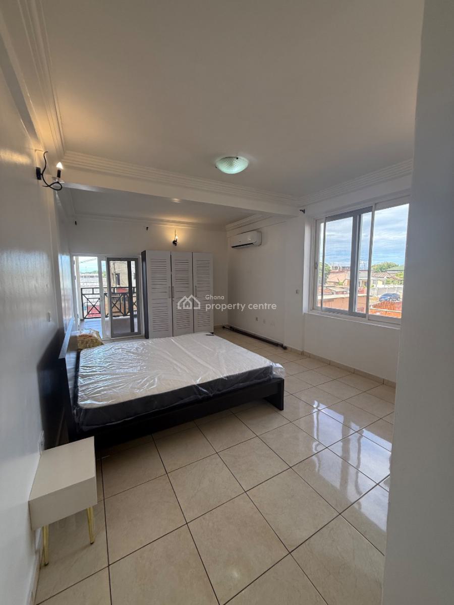 2 Bedrooms Furnished in Osu, Oxfords Street, Osu, Accra, Apartment for Rent
